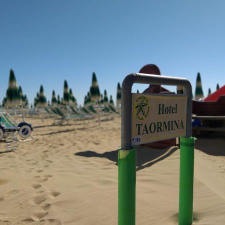 Hotel Taormina Lido di Jesolo Exterior photo