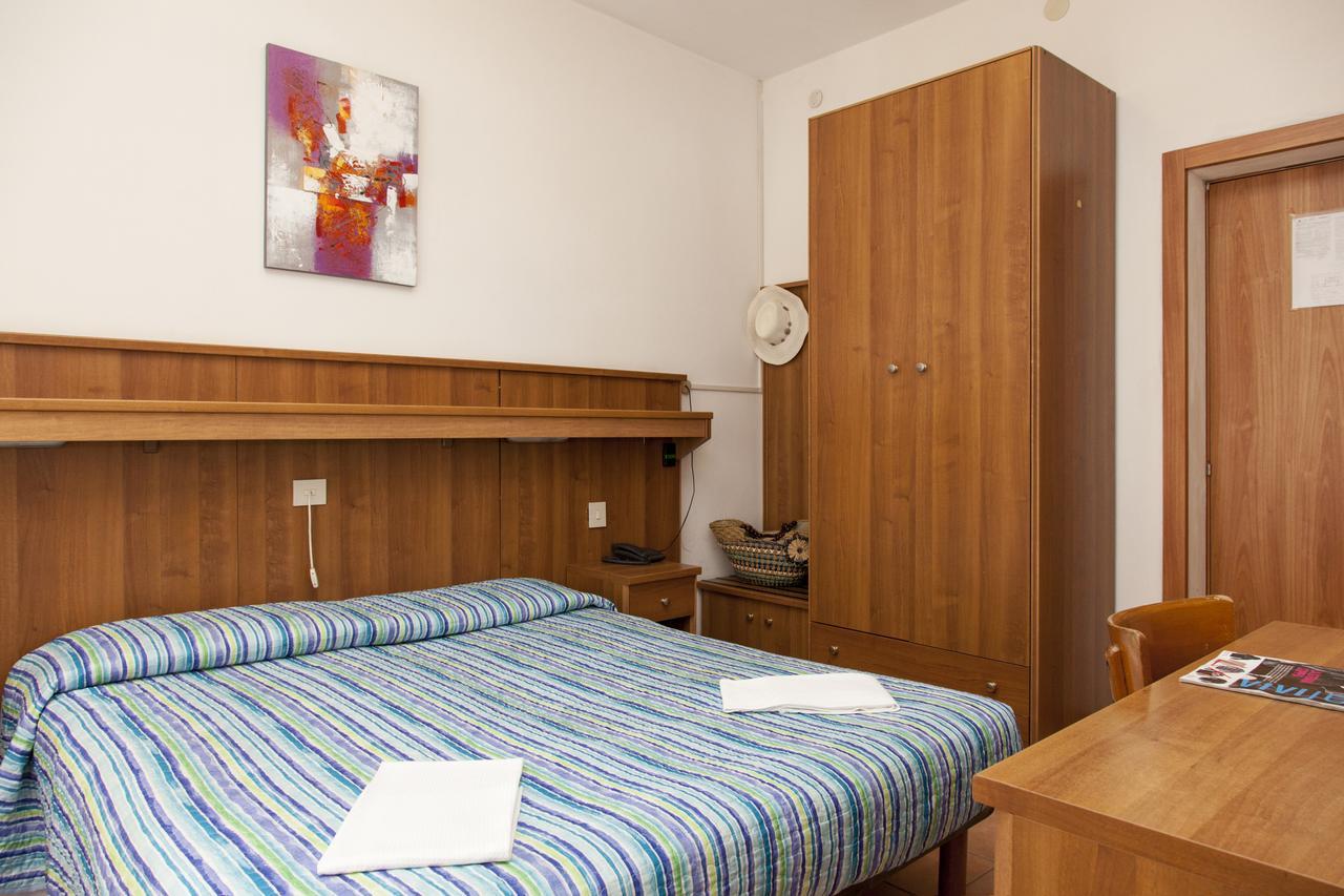 Hotel Taormina Lido di Jesolo Exterior photo