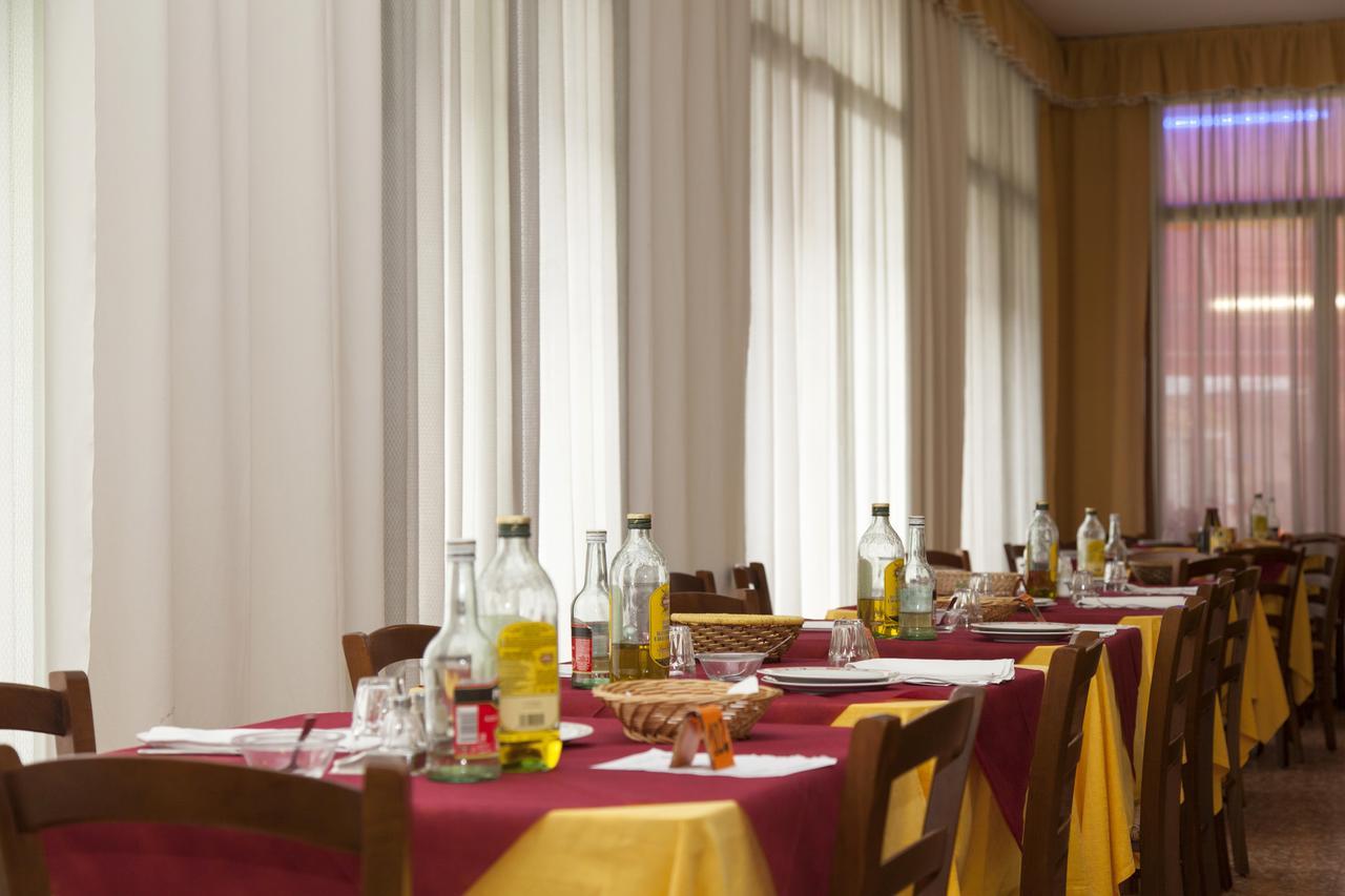 Hotel Taormina Lido di Jesolo Exterior photo